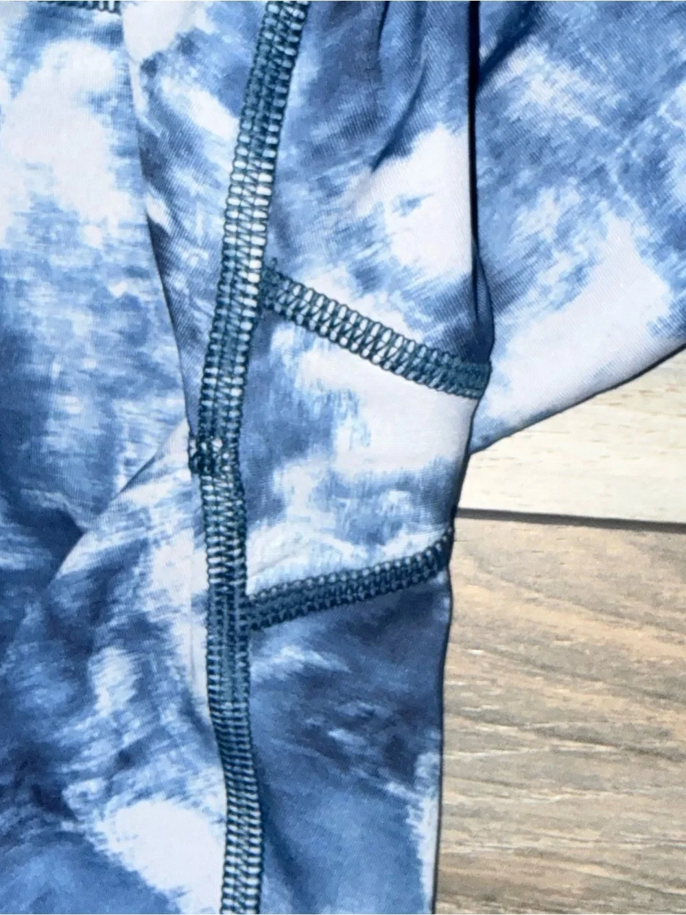 Lululemon Sz 6 Speed Tight All Full On Luxtreme Sea Side Silver Fox Alberta Lake - Picture 3 of 9